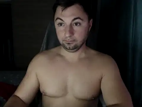 Snapshot of HankMalone chatting on November 2025 06:40:01 PM HankMalone online show from November 2025 06:40:01 PM