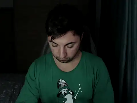 Snapshot of HankMalone chatting on December 2025 04:07:01 AM HankMalone online show from December 2025 04:07:01 AM