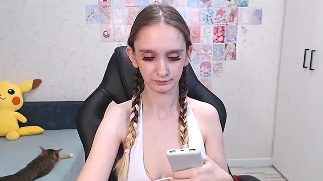 Jackie Morgan online show from March 2025 12:33:02 AM