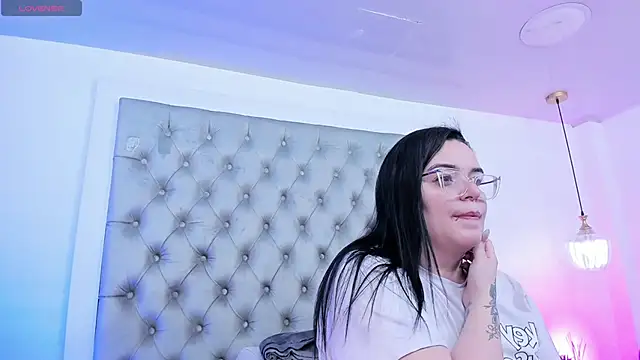 anette cooper online show from June 2026 03:29:02 AM