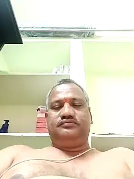 StarPacifist6 online show from December 2024 07:47:02 AM