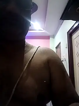 StarPacifist6 online show from December 2025 04:58:02 PM