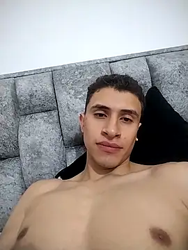ospina0420 online show from February 2026 03:49:02 PM