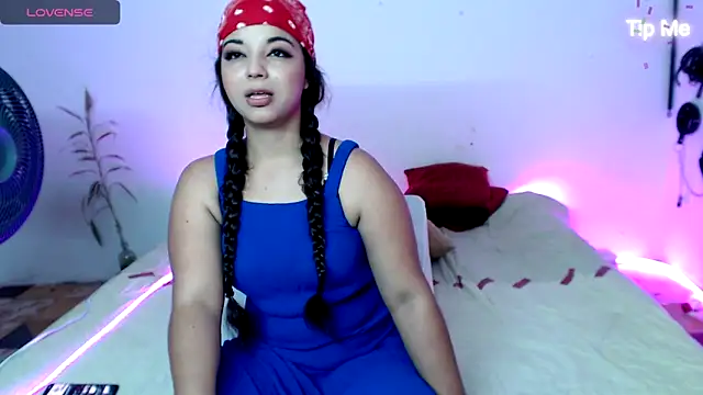 Snapshot of SweetKathy2 chatting on November 2025 08:22:02 PM SweetKathy2 online show from November 2025 08:22:02 PM