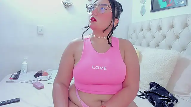 NayaWayne online show from March 2025 06:53:02 PM