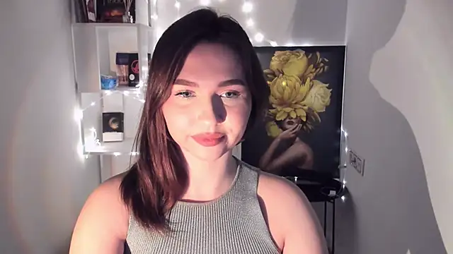 GracefulLook online show from February 2025 09:25:02 AM