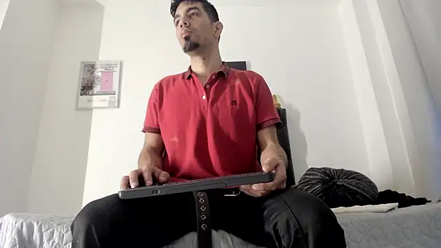 JohanyLatino online show from March 2025 11:12:02 AM