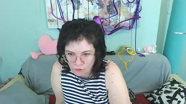 EverlyRays online show from December 2024 06:18:02 AM