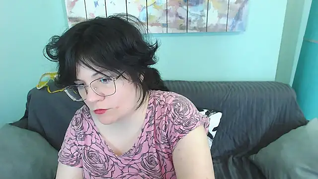 EverlyRays online show from March 2025 10:05:02 PM