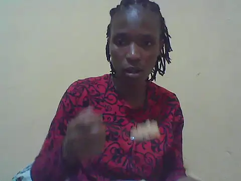 Smillie prety online show from November 2025 04:30:01 PM