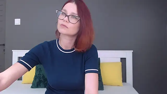 Snapshot of AugustStormS chatting on October 2025 02:25:02 AM AugustStormS online show from October 2025 02:25:02 AM