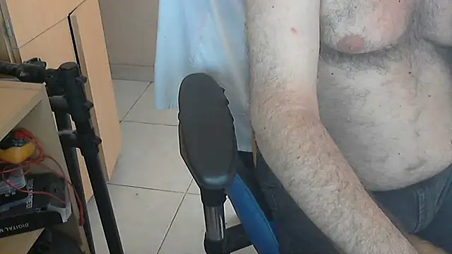 angelgarcia269 online show from March 2025 01:30:01 PM