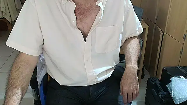 angelgarcia269 online show from April 2026 11:11:02 AM