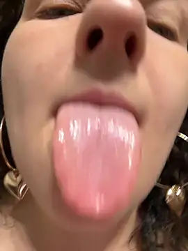 Taisia W online show from October 2025 06:11:02 AM