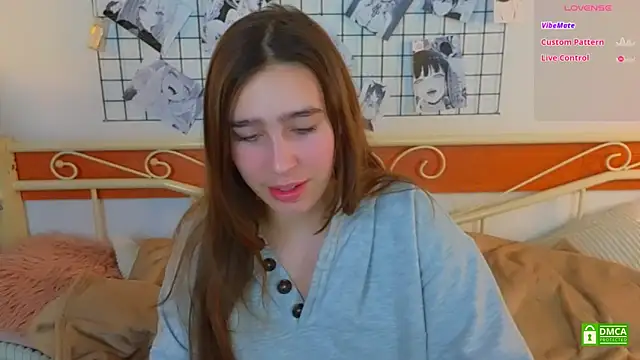 Snapshot of _Eliizabeth_ chatting on May 2026 09:52:02 PM Eliizabeth online show from May 2026 09:52:02 PM