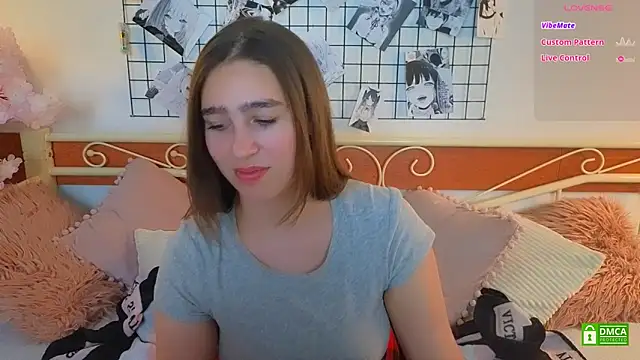 Snapshot of _Eliizabeth_ chatting on May 2026 09:09:02 PM Eliizabeth online show from May 2026 09:09:02 PM