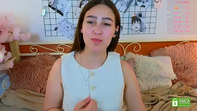 Snapshot of _Eliizabeth_ chatting on May 2026 04:34:01 PM Eliizabeth online show from May 2026 04:34:01 PM