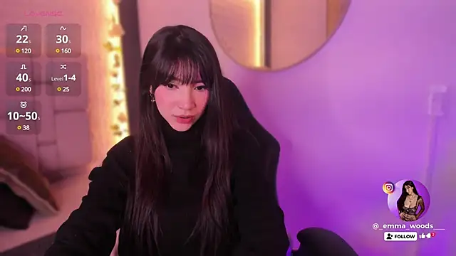 emma woods  online show from December 2024 12:13:01 PM