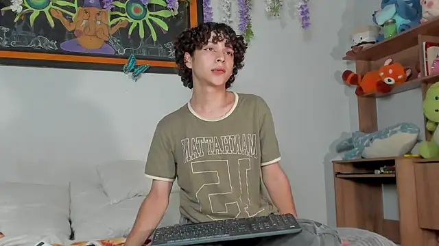 Cherry boy 18 online show from March 2025 06:26:02 PM