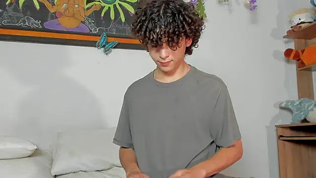 Cherry boy 18 online show from March 2025 01:54:02 AM