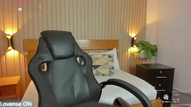 nataly rodri online show from November 2025 02:14:02 AM