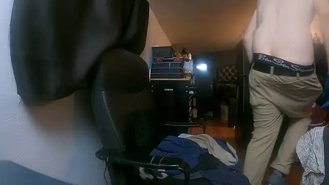 leanjamesdean online show from November 2025 04:24:01 AM