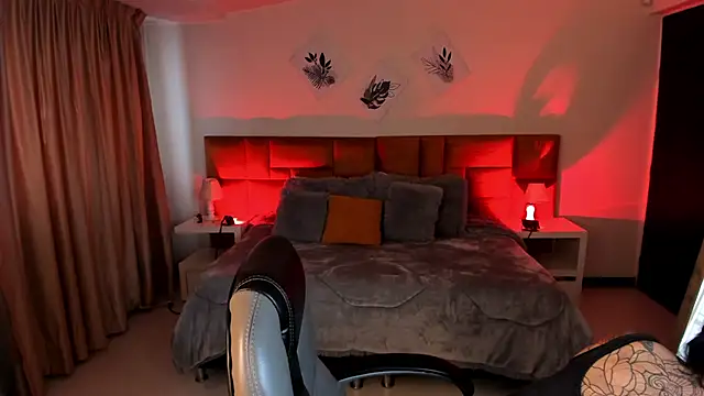 Kristen Garner online show from October 2025 08:10:01 PM