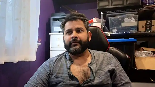 Sakhtlaundaz online show from November 2025 02:07:02 PM