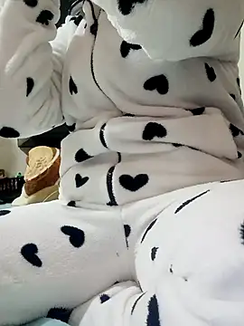 lolo890 online show from December 2025 09:23:02 PM