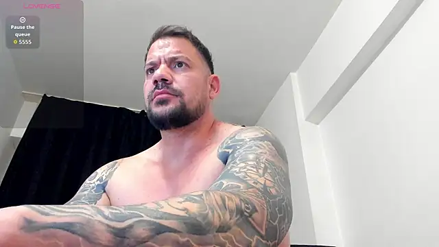 Snapshot of musclemonster31 chatting on July 2026 07:24:02 AM musclemonster31 online show from July 2026 07:24:02 AM