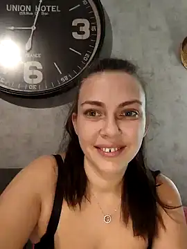 Snapshot of LEAsquirt91 chatting on December 2024 08:06:02 PM LEAsquirt91 online show from December 2024 08:06:02 PM