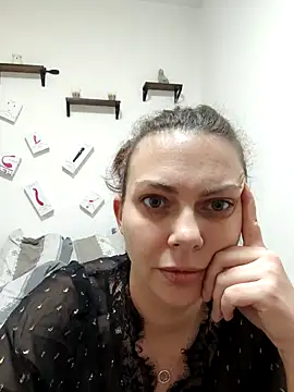 Snapshot of LEAsquirt91 chatting on December 2024 12:30:01 PM LEAsquirt91 online show from December 2024 12:30:01 PM