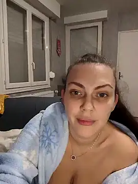 Snapshot of LEAsquirt91 chatting on December 2024 03:06:01 AM LEAsquirt91 online show from December 2024 03:06:01 AM