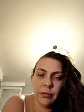 Snapshot of LEAsquirt91 chatting on December 2024 02:20:02 AM LEAsquirt91 online show from December 2024 02:20:02 AM