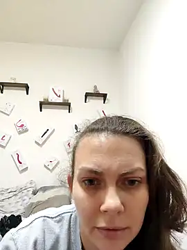 Snapshot of LEAsquirt91 chatting on January 2025 08:52:02 PM LEAsquirt91 online show from January 2025 08:52:02 PM