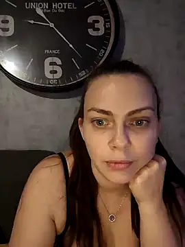 Snapshot of LEAsquirt91 chatting on January 2025 08:24:01 PM LEAsquirt91 online show from January 2025 08:24:01 PM