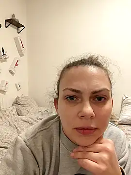 Snapshot of LEAsquirt91 chatting on January 2025 09:17:01 AM LEAsquirt91 online show from January 2025 09:17:01 AM