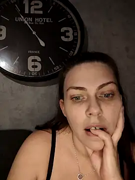 Snapshot of LEAsquirt91 chatting on January 2025 09:59:01 PM LEAsquirt91 online show from January 2025 09:59:01 PM