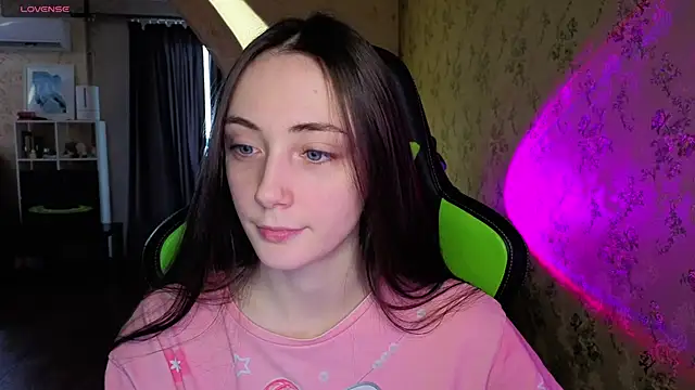 Snapshot of Lexi_Split chatting on November 2025 06:11:02 AM Lexi Split online show from November 2025 06:11:02 AM