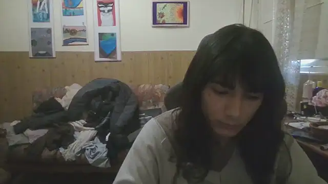 Snapshot of calliemaggotbone chatting on November 2025 09:31:02 AM calliemaggotbone online show from November 2025 09:31:02 AM