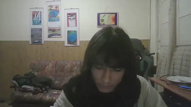 Snapshot of calliemaggotbone chatting on November 2025 06:52:01 AM calliemaggotbone online show from November 2025 06:52:01 AM