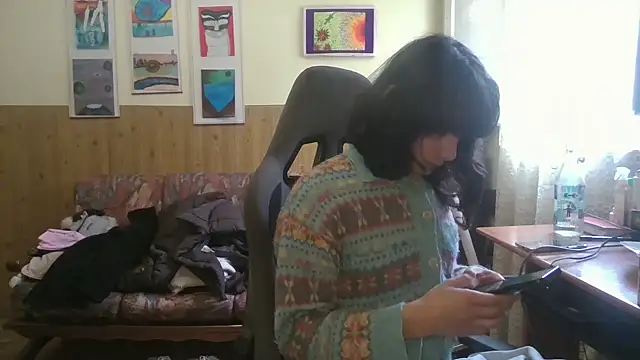 Snapshot of calliemaggotbone chatting on November 2025 11:43:02 AM calliemaggotbone online show from November 2025 11:43:02 AM