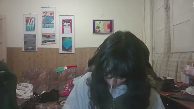 Snapshot of calliemaggotbone chatting on November 2025 06:48:01 AM calliemaggotbone online show from November 2025 06:48:01 AM