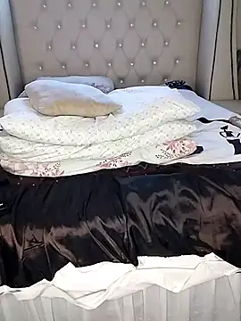 Snapshot of makaviwe chatting on February 2025 06:19:01 AM makaviwe online show from February 2025 06:19:01 AM