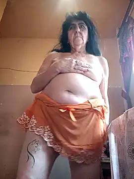 Lovely Lori online show from October 2025 05:39:02 AM