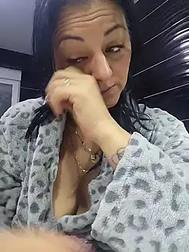 bruneta sexy23 online show from December 2024 04:34:02 AM