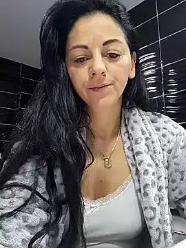 bruneta sexy23 online show from February 2025 05:21:02 AM