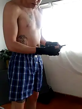 Snapshot of Tom_kio chatting on March 2025 10:09:02 PM Tom kio online show from March 2025 10:09:02 PM