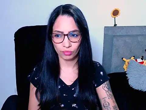 diana  34 online show from March 2026 01:13:01 AM