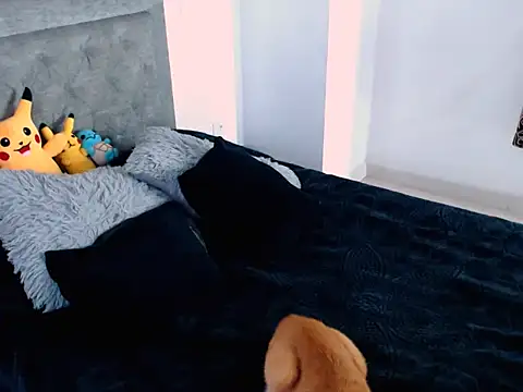 diana  34 online show from April 2026 11:49:02 PM